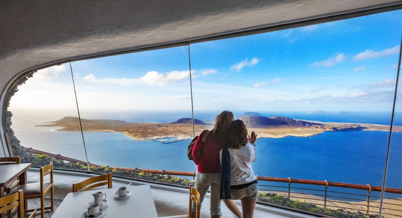 Calypso, Apartamento Completo Con Vistas Al Mar Y A La Piscina En Коста-Тегісе Екстер'єр фото